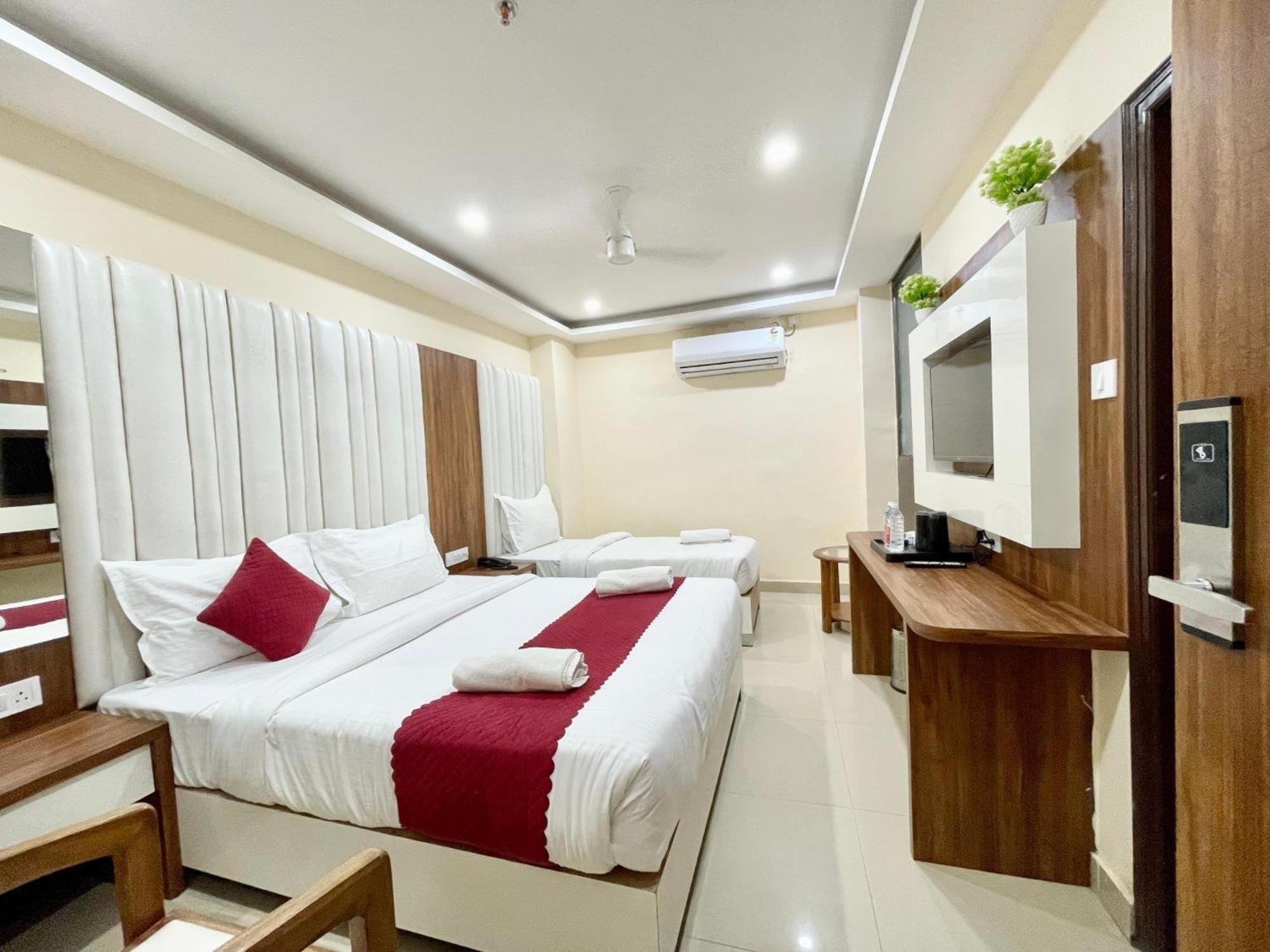 Hotel Shree Radha Krishna Váránasí Exteriér fotografie