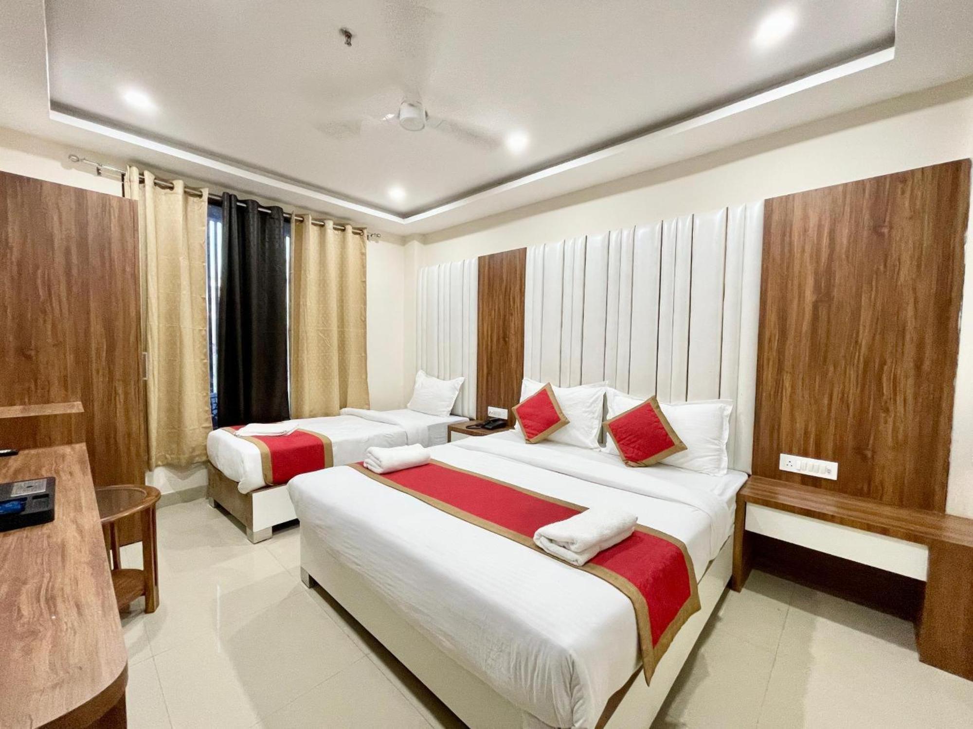 Hotel Shree Radha Krishna Váránasí Exteriér fotografie